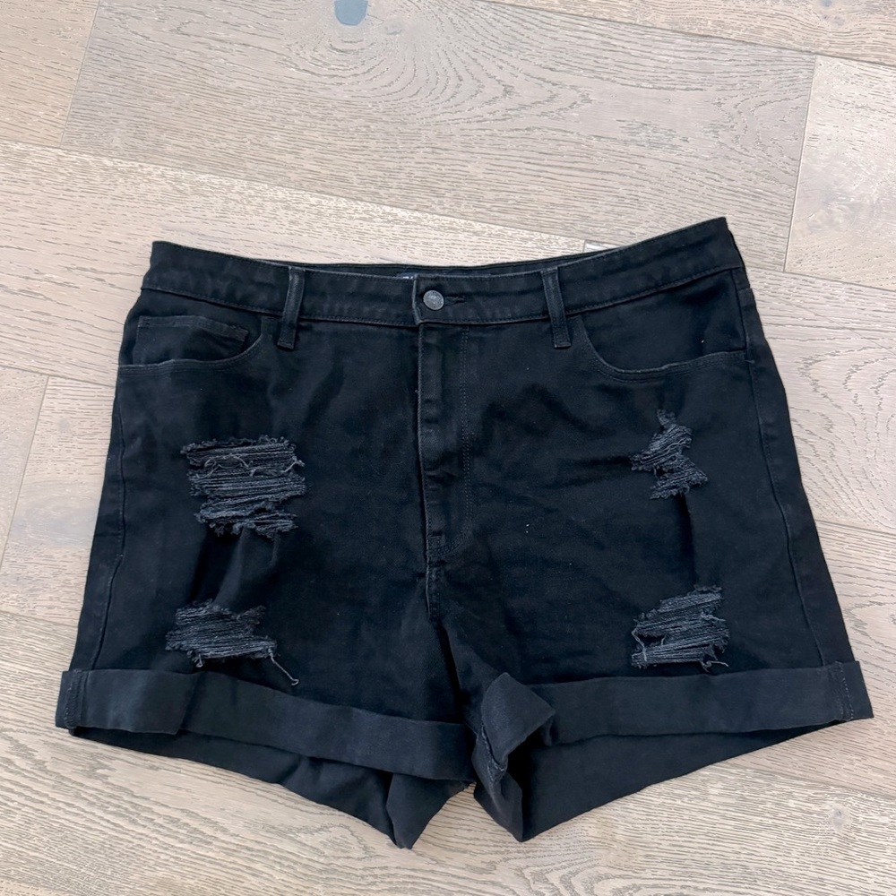 Ultra High-Rise Ripped Black Mom Shorts